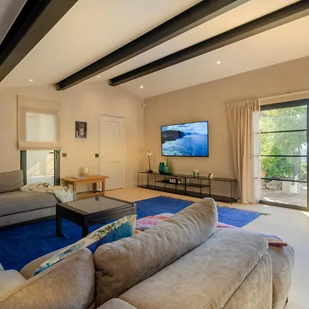 Maison Caroline - 10 Personnes Avec Piscine A 5km De Tropez Villa Saint-Tropez