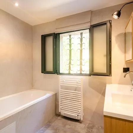 Maison Caroline - 10 Personnes Avec Piscine A 5km De Tropez Villa