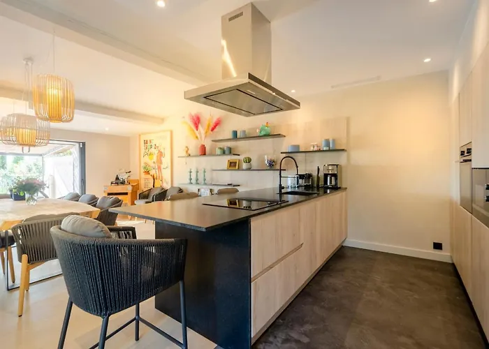 Maison Caroline - 10 Personnes Avec Piscine à 5km De Tropez Saint-Tropez